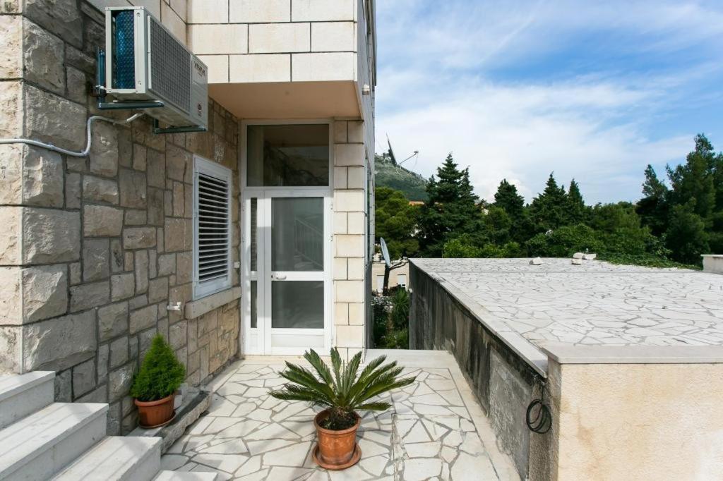 Yellow Room Guesthouse Ντουμπρόβνικ Εξωτερικό φωτογραφία
